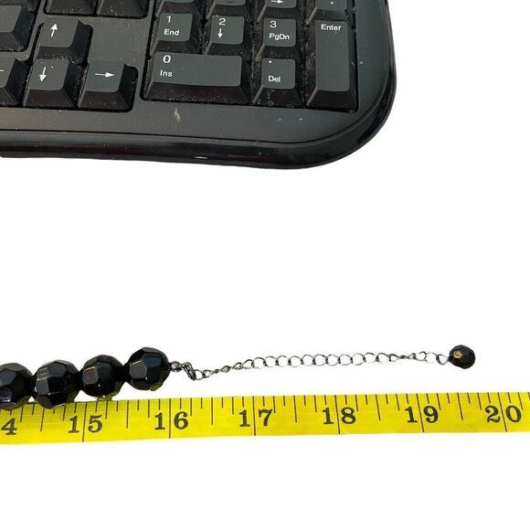 Vintage Jet Black Faceted Glass Beaded Choker Necklace 16” Single Strand - Picture 5 of 6